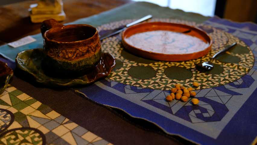 Yakınlaş