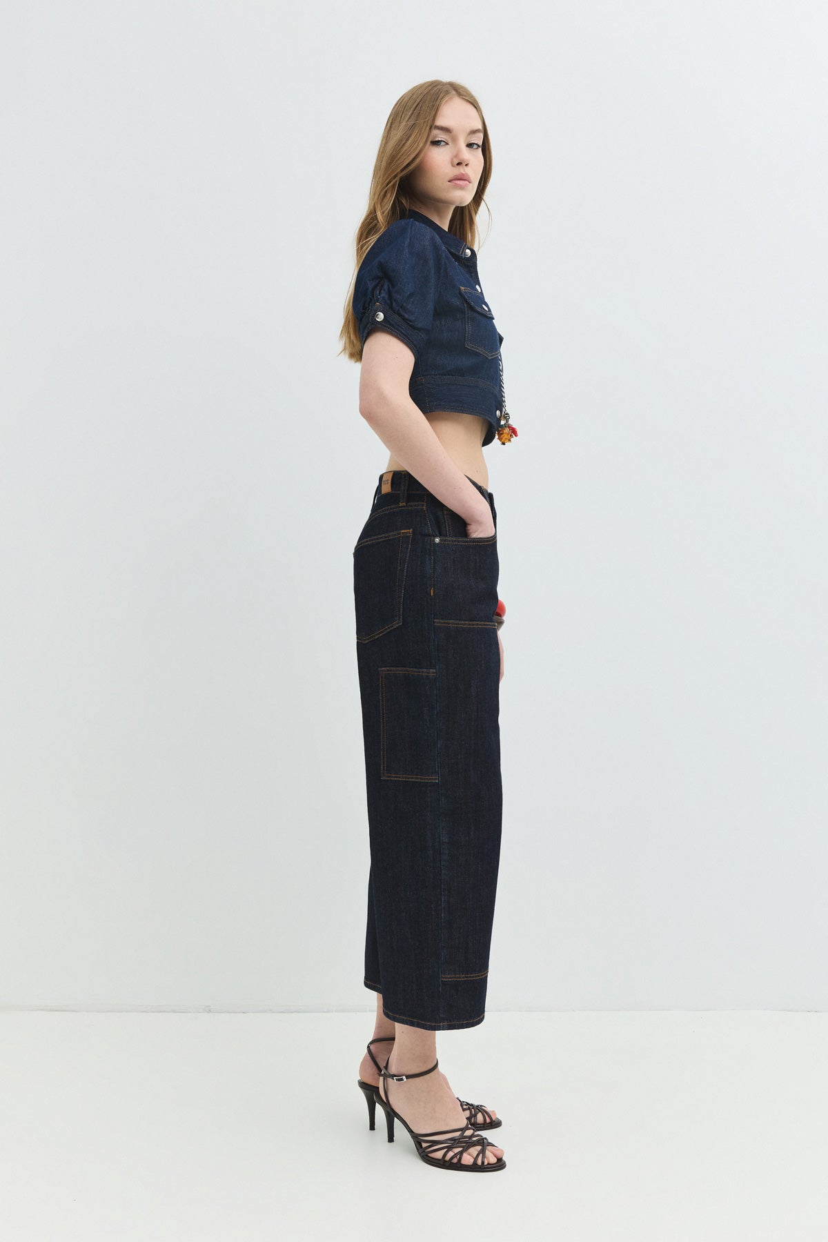 Yakınlaş